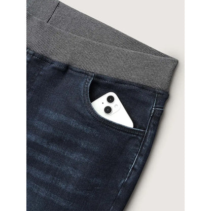Women's Plus Size Dark Wash Skinny Jeans, Pull-On Stretch Denim With Pockets
