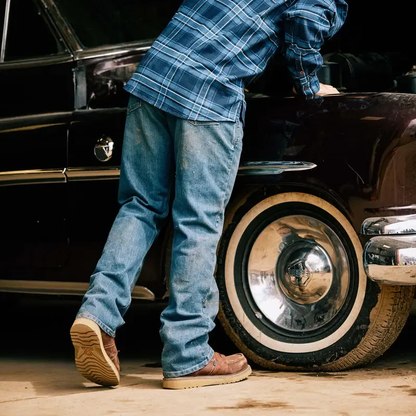 Clearance sale, limited stock — CLASSIC FIT JEANS